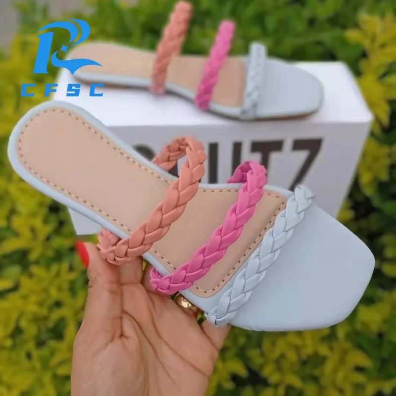 

2022 Summer Women's Shoes Square Head Flat Bottom Woven Hollow Ladies Slides Large Size Color Matching Outer Wear Beach Slippers