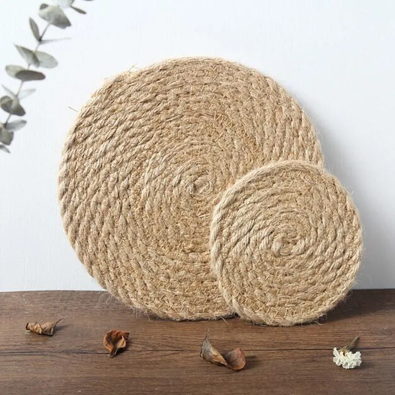 

Round Thicken Placemats Straw Cup Coasters Dining Table Mat Heat Insulation Pot Holder Wicker Drink Coaster Kitchen Accessories