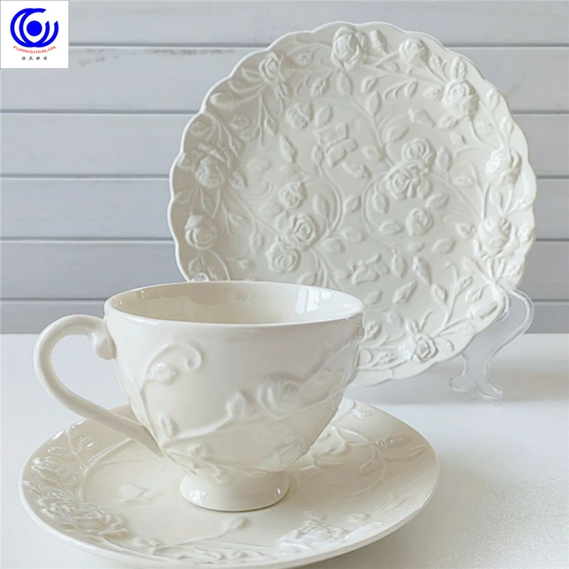 

European coffee cup dish set afternoon tea cup heavy industry stereo rose light yellow ceramic dish plate