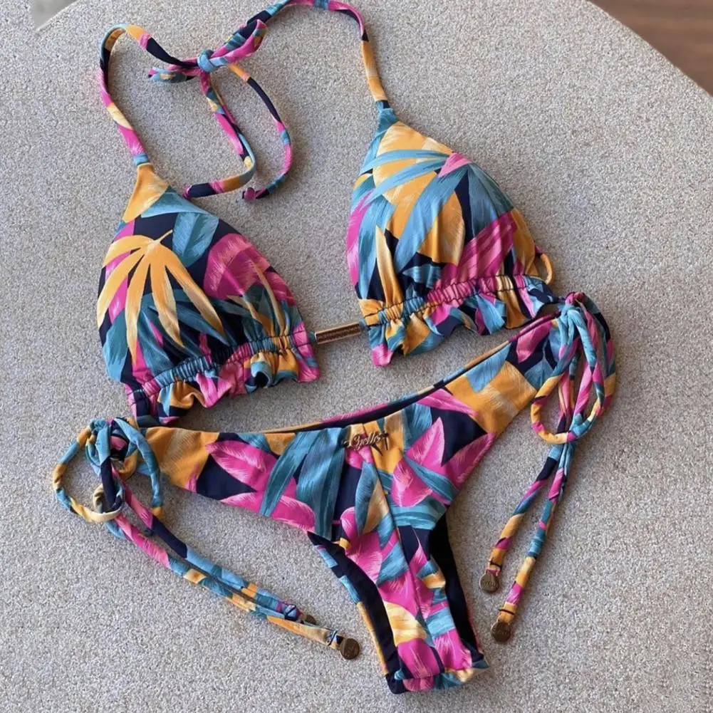 

Two Piece Set Popular Floral Print Bra Panties Swimwear Set Sexy Swimsuit Halter for Swimming