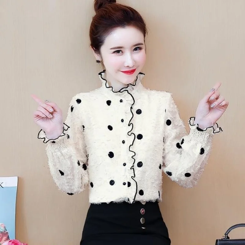 

Шифоновая рубашка с полувысоким воротником плюс бархатная утепленная женская нижняя рубашка с деревянными ушками с бархатной рубашкой кру...