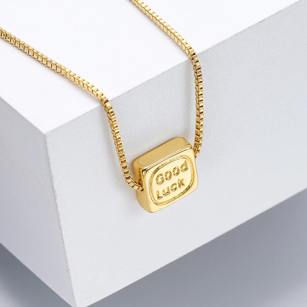 2 шт./Лот 18K позолоченная латунная этикетка на удачу ожерелье кулон квадратный