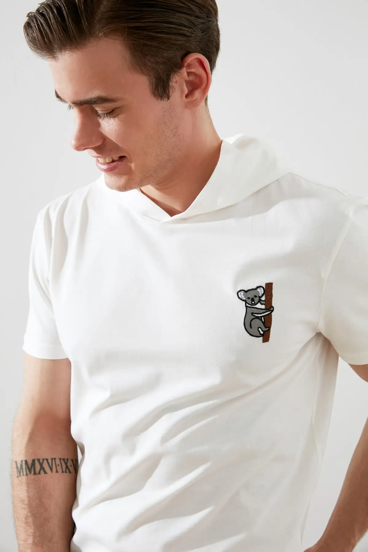 

Trendyol Male T-Shirt TMNSS21SW0350
