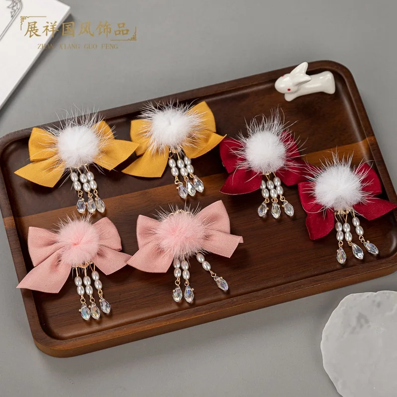 

Шпилька для волос в античном стиле с кошачьими ушками