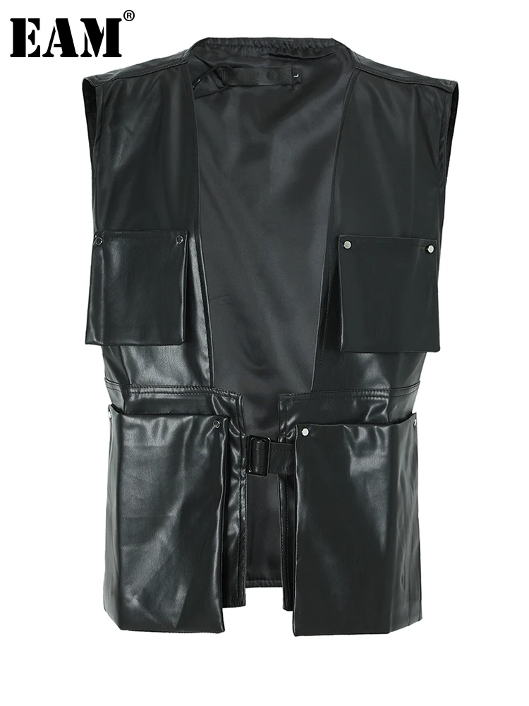 

[EAM] Women Loose Fit Black Rivet Pocket Pu Leather Casual Vest New V-collar Sleeveless Fashion Spring Autumn 2023 1DF104501