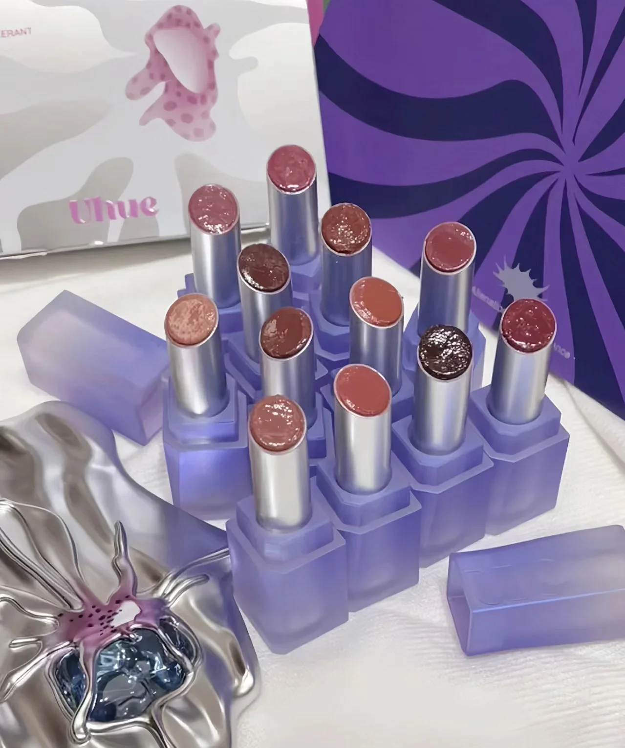 Зеркальная помада серии Uhue Hanano твердая глазурь для губ водный глянцевый стойкий