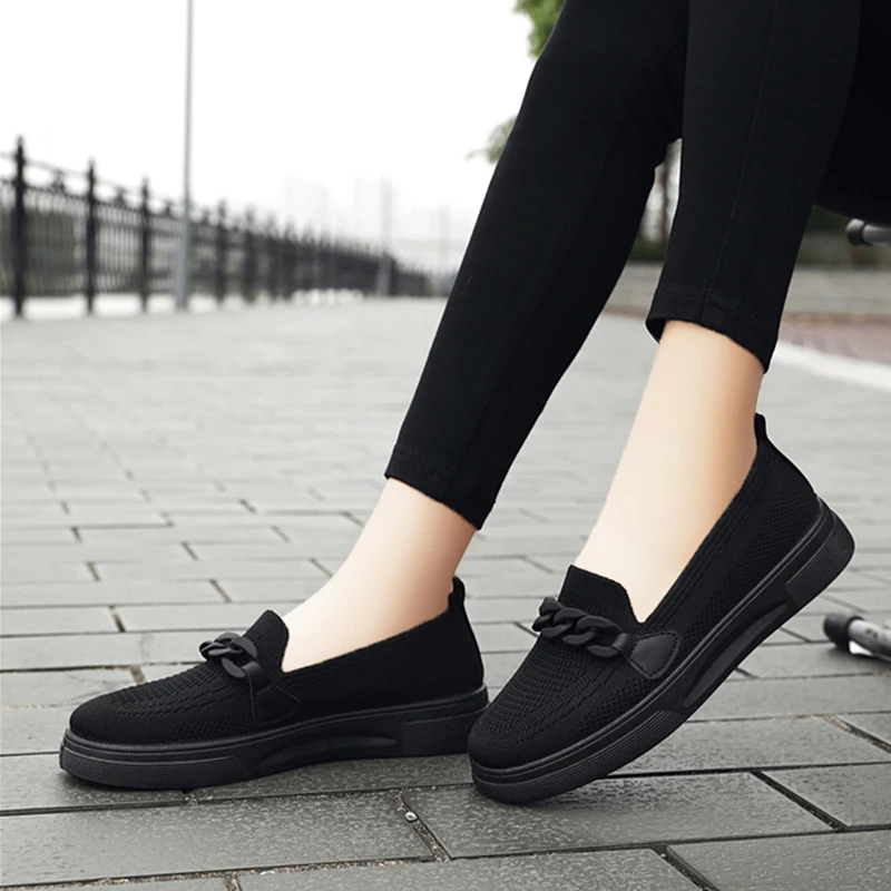 Women Shoes Fashion Sneakers Ladies Casual Loafers Soft Slip-on Breathable Shoes Flats Woman Vulcanized Shoes Student Promotion
