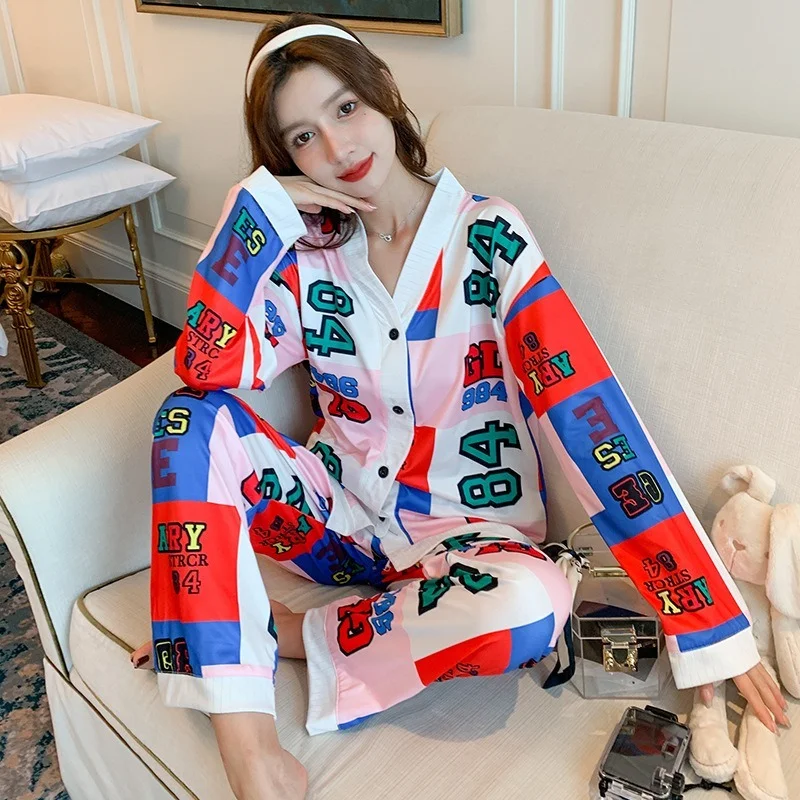 

Новинка 2022, женская пижама, кардиган с V-образным вырезом, пижама с мультяшным рисунком, сексуальное нижнее белье, милая домашняя одежда для ...