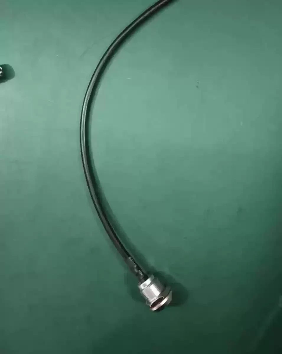 

Металлическая авиационная вилка FGG 0B 1B с проводом 0,5-5 м