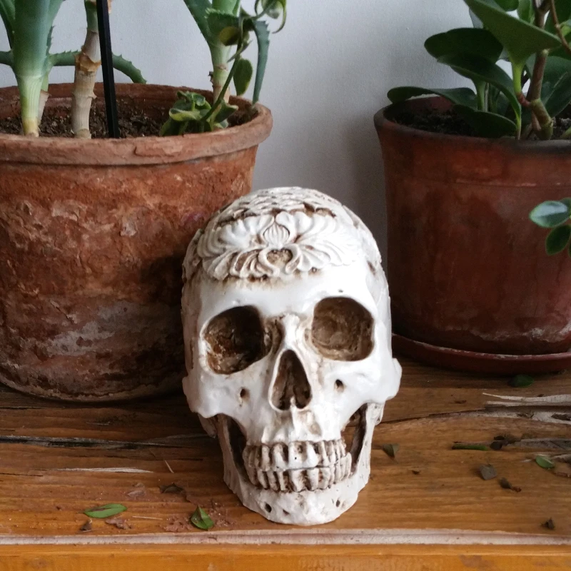 

Тайная комната дом с привидениями реквизит для украшения бара имитация Хэллоуина резной череп из смолы украшение черепа