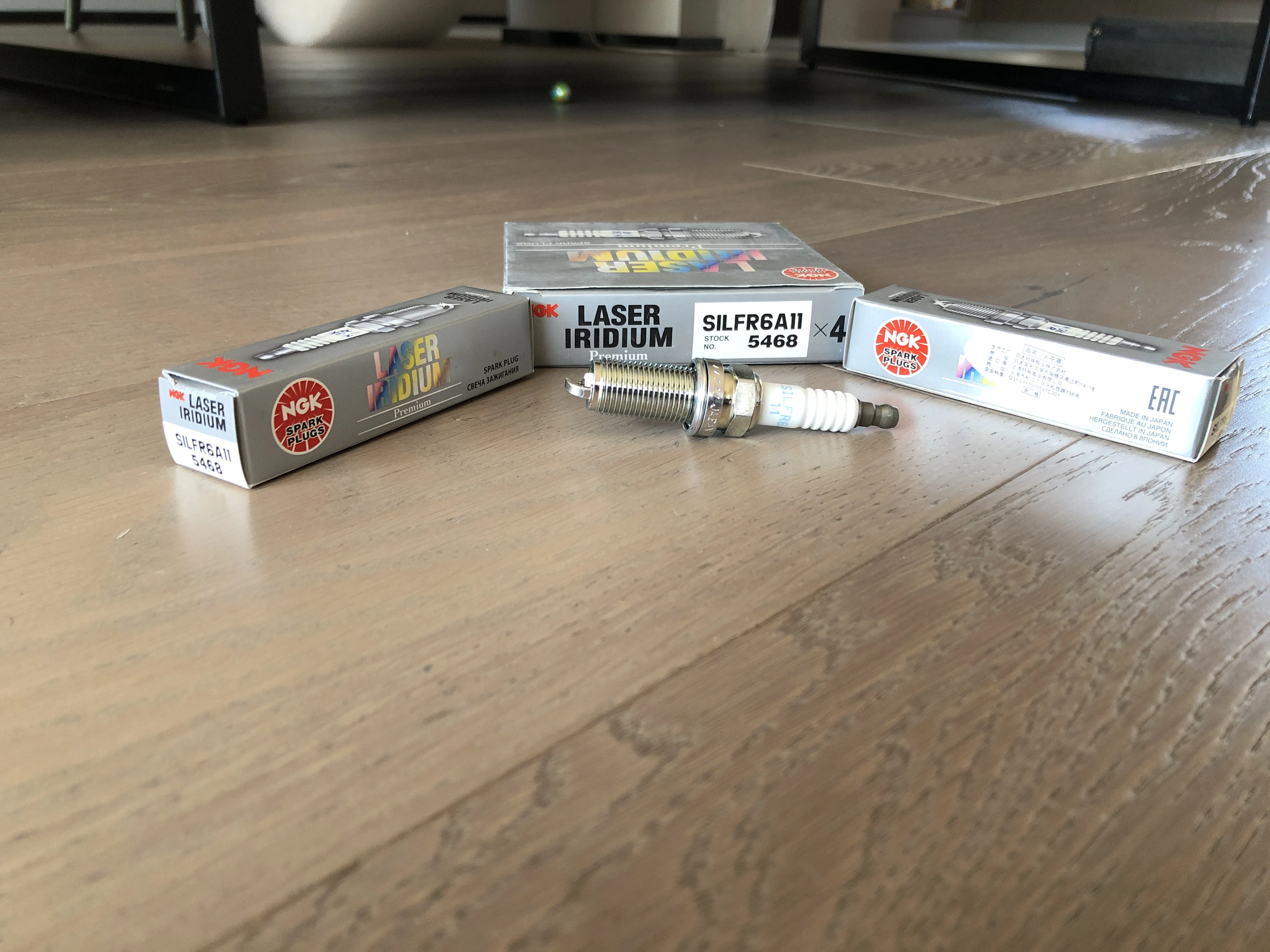 4-6 шт. новые модели Лазерная иридий uim Свеча зажигания SILFR6A11 5468 для 22401-AA720