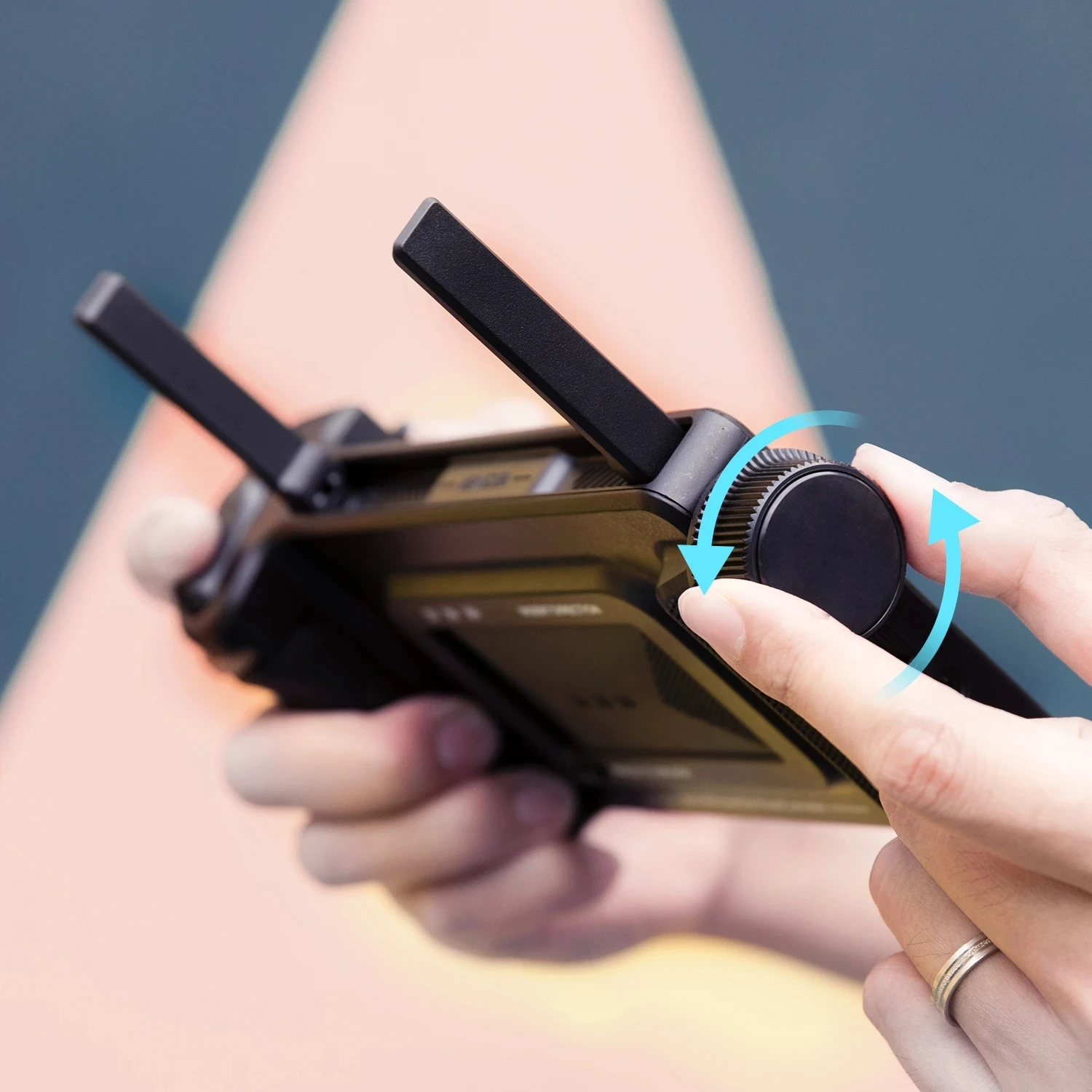 Контроллер передачи изображений ZHIYUN COV03 COV04 MasterEye AI VC100 для Zhiyun Weebill 2 S Crane 3S 2S |