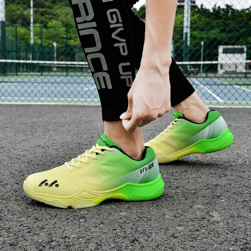 New Luxury Badminton Shoes Men's and Women's Training Tennis Shoes Light Badminton Shoes Comfortable Volleyball Shoes