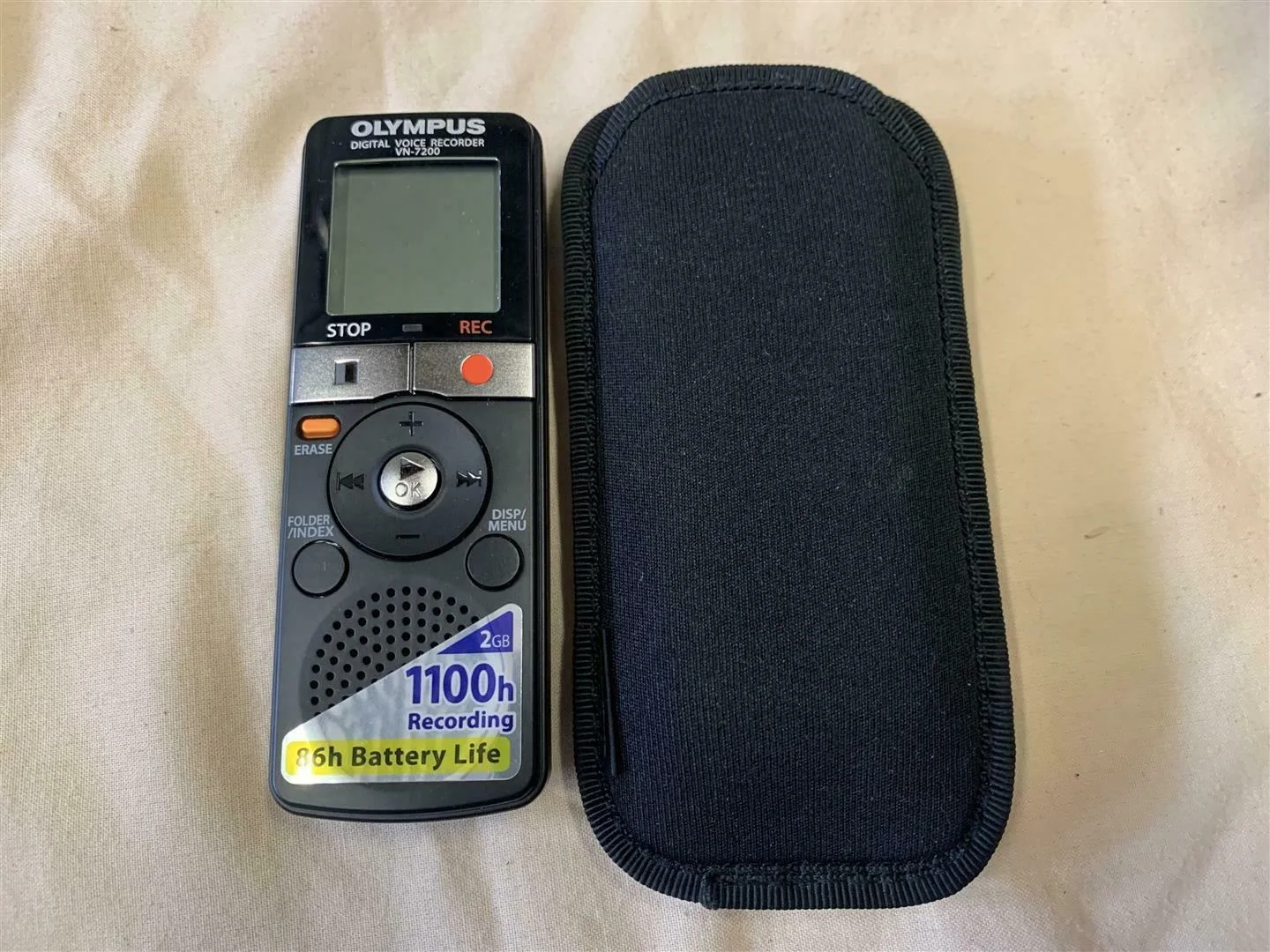 

Olympus Handheld Digital Voice Recorder VN-7200 w/ Case - Works Great!