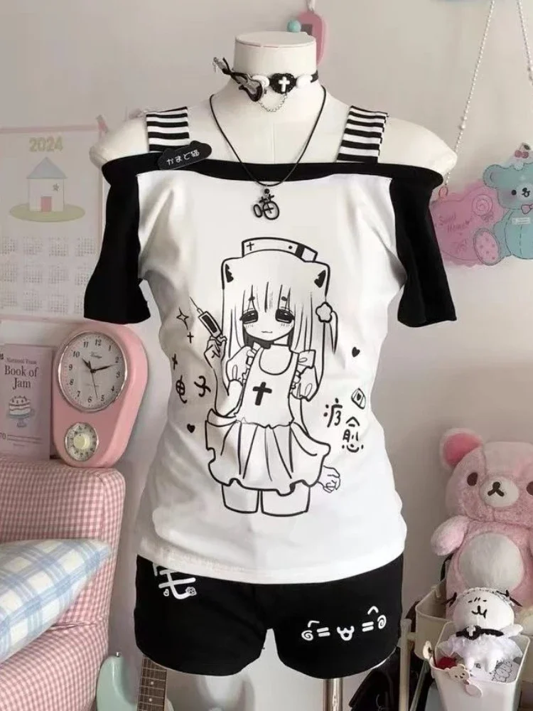 Фото Женские футболки Y2K Kawaii 2026: белые, в стиле Juminocore, с коротким рукавом, в полоску, с открытыми плечами, в японском стиле, облегающие, в стиле Gyaru №4
