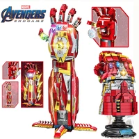 new marvel avengers iron man weapon toy weapon thanos thor infinity glove gauntlet mjolnir stormbreaker building block brick kid