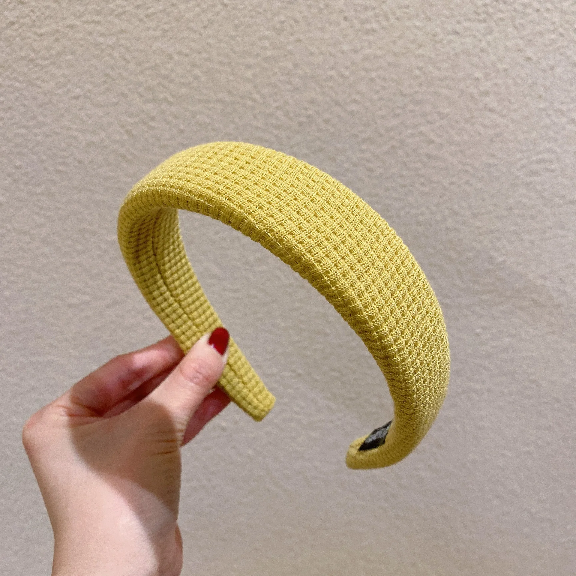 Весенняя желтая губчатая повязка на голову модные аксессуары для волос Женская