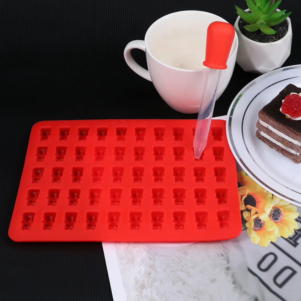 

50 Holes Bear Mold Silicone Candy Mold Chocolate Mold Fun Gummy Mold with Dropper (Red)