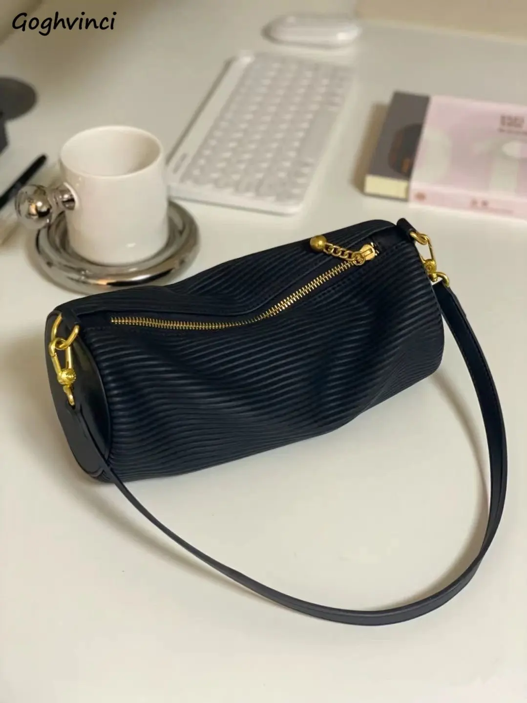 

Черные сумки на плечо для женщин, темпераментная мягкая сумочка из искусственной кожи под подмышки, женские корейские универсальные тексту...