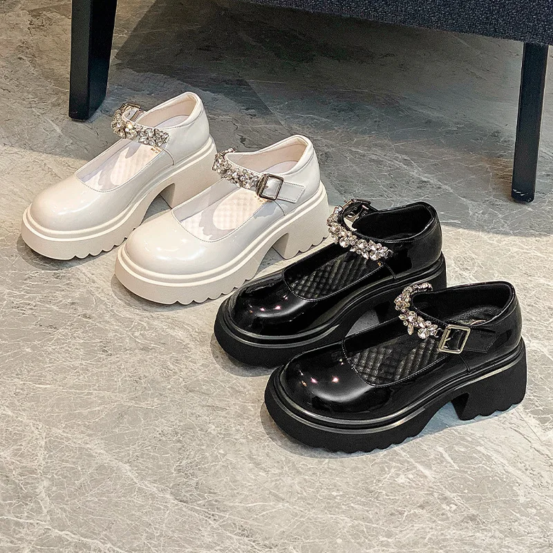 Туфли Мэри Джейн на толстой подошве со стразами винтажные с круглым носком и