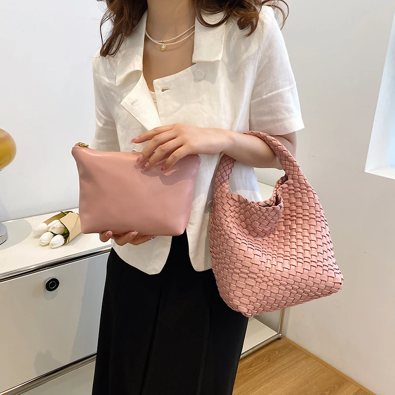 

Famous Brand Women's Bags Woven Purses and Handbags Luxury Designer Shoulder Bags Upscale Leather Crossbody Bags Cosmetic Bag