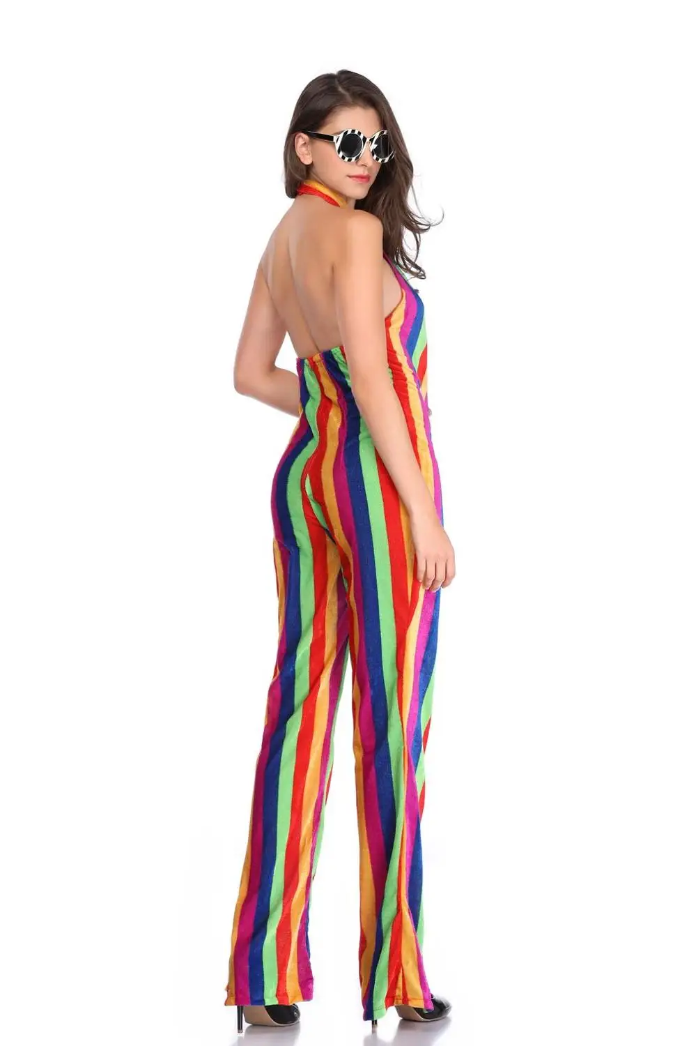Женский пляжный комбинезон в радужную полоску с открытыми плечами открытой