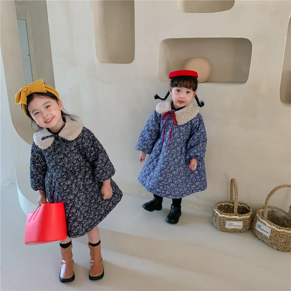 

Платье с длинным рукавом до колен, пуловер трапециевидного силуэта с принтом, хлопковое Новое модное простое милое теплое зимнее для девоче...