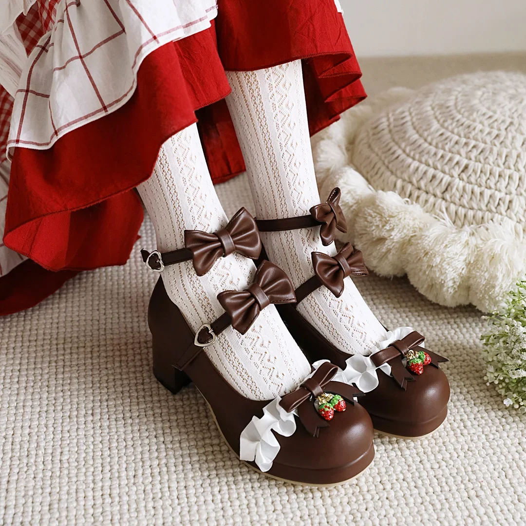 Рисунок 3 - Туфли женские на платформе и высоком каблуке