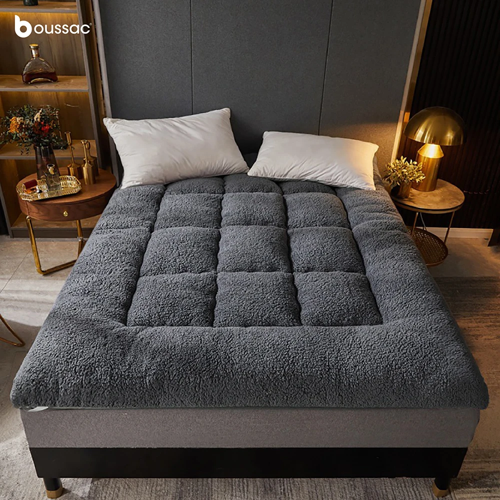 

Thickened Mattress Soft and Comfortable Folding Mattress Feather Velvet Single Double King Size Plush Tatami Mattress On Bedding