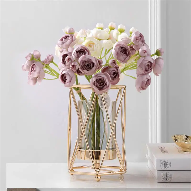 

Iron Line Golden Vase Floral Flower Arrangement Plated Alloy Glass Vases Metal Flowers Pot Plant Holder Desk Decoration