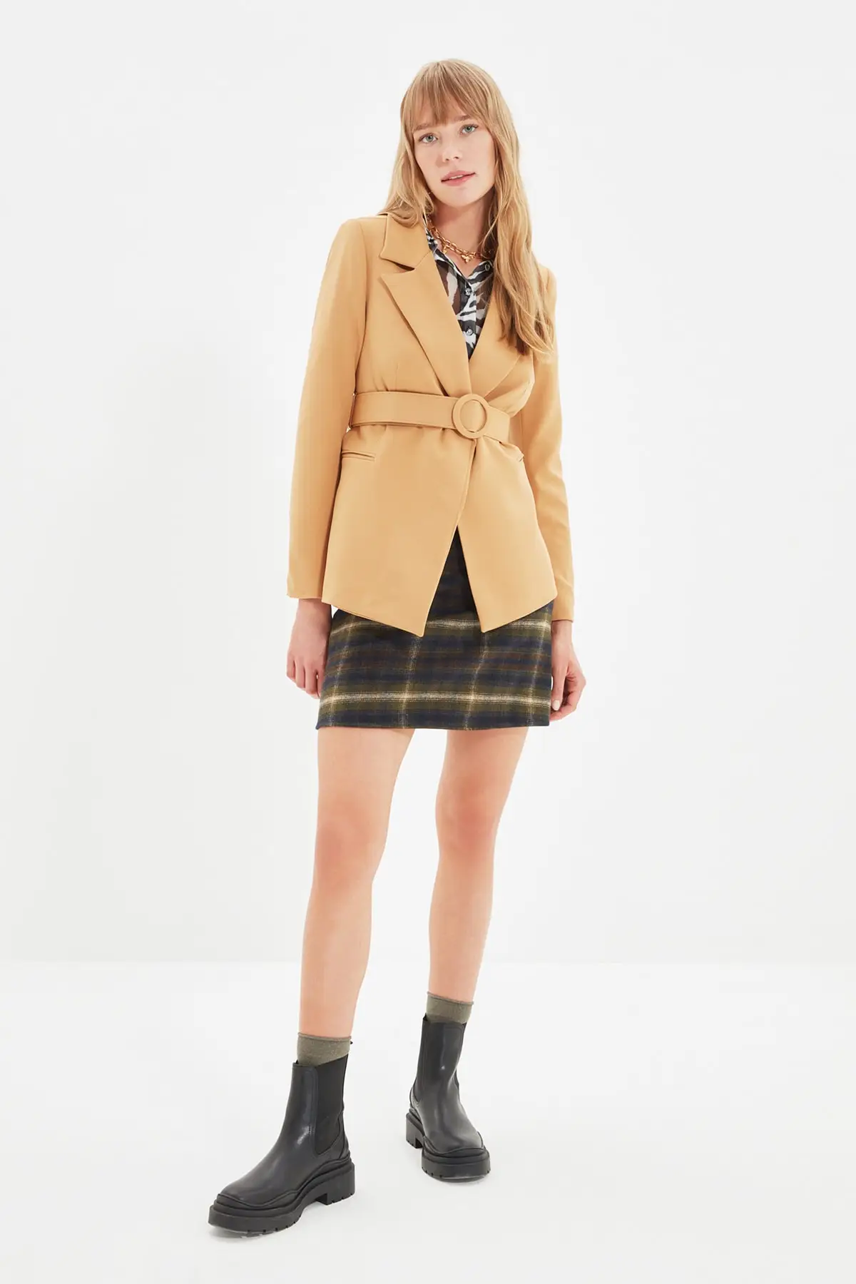 

Trendyol Arched Jacket TWOAW22CE0251
