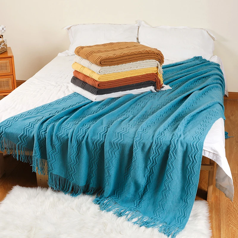 

Nordic Knitted Blanket With Tassel Solid Color Throw Sofa Blanket 127*172/150*220cm Bedspread On The Bed Plaid Bed Cover Blanket