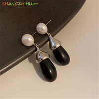 2022 new french luxury pearl earrings resin pendant earrings for womens high sense of simple jewelry unusual gift wholesale