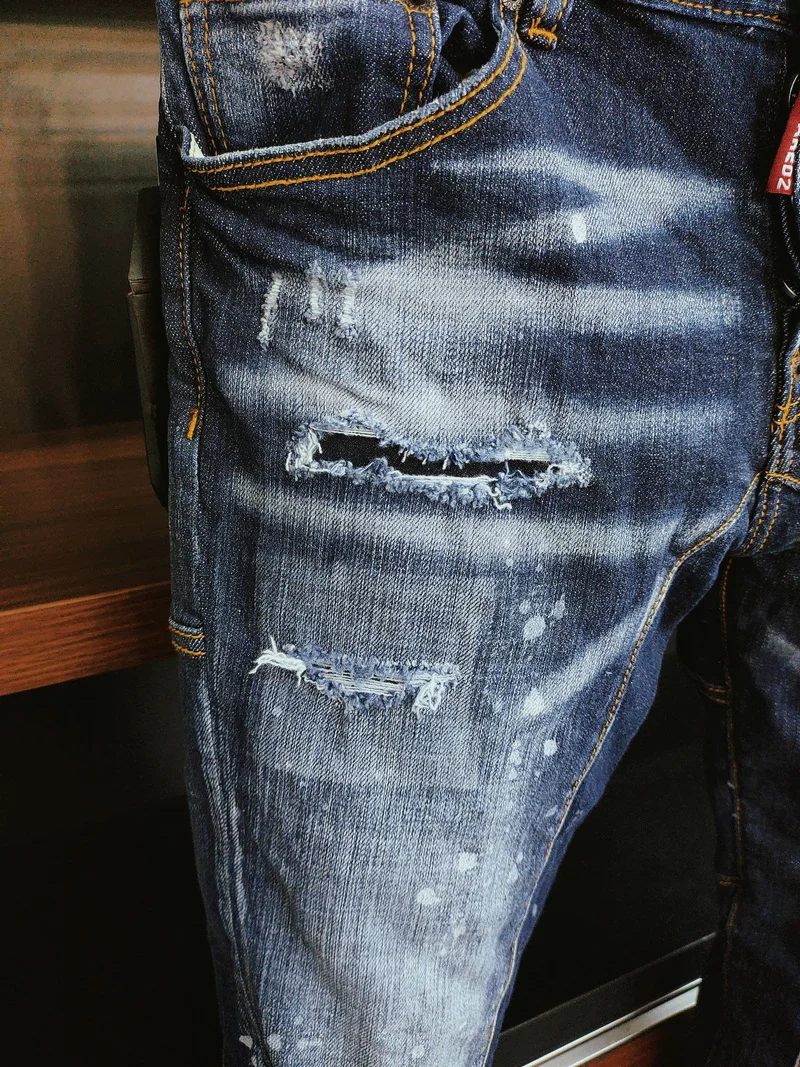 New Men's Dsquared2 Buttons Jeans Ripped For Male Skinny  Pants Men's Denim Trousers Top Quality Slim Jeans A388