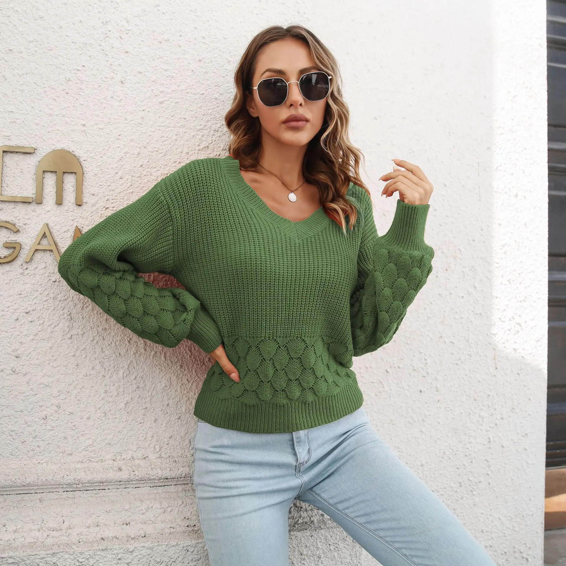 Three-dimensional Feather Sweater Women's Loose Autumn and Winter Lantern Sleeve Knitted Sweater Popular Sweater New