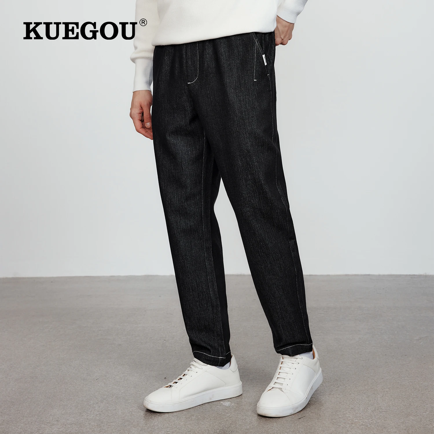 KUEGOU 2022 Autumn Cotton Jeans Men Blue Black Plain Fashion Slim Fit Pocket Denim Pants For Male Wear Straight Trousers 5233