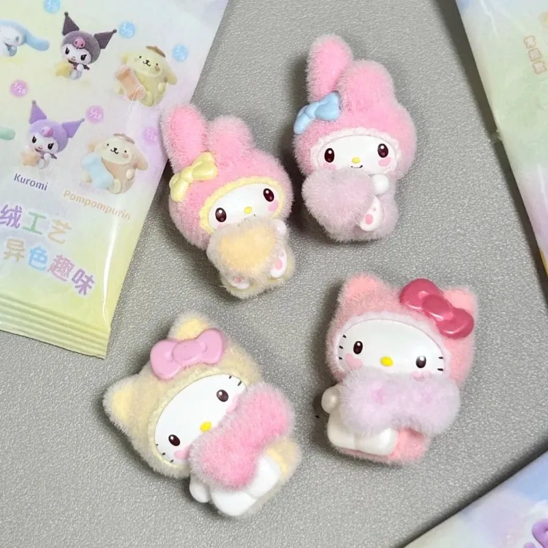 Фото Персонажи Sanrio Pochacco Cinnamoroll Kuromi Little Darling, модель игрушки, мини-слепая коробка, фигурка персонажа из мультфильма, детские игрушки №4