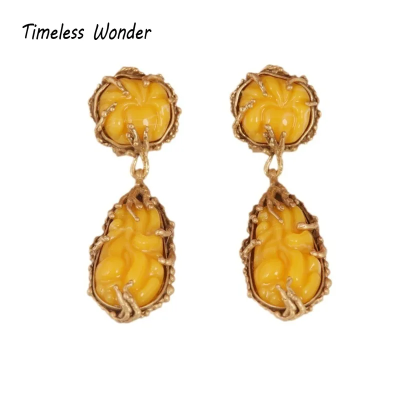 Женские серьги-гвоздики из смолы в стиле ретро