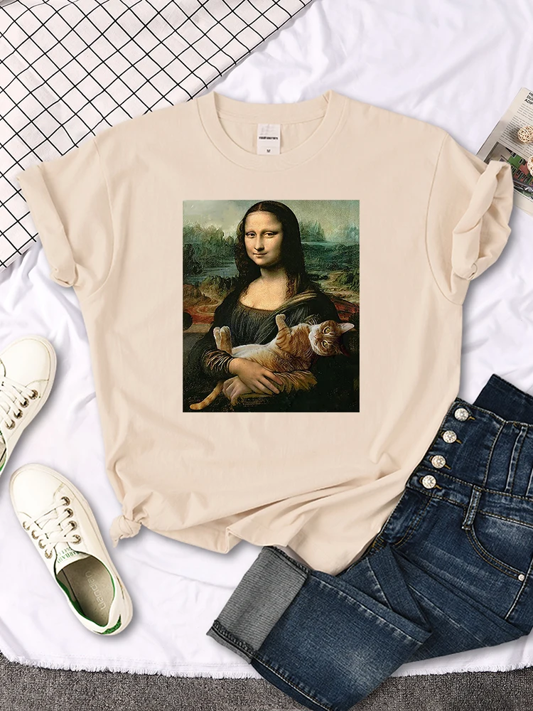 

Famous Painting Mona Lisa Hold Cat Funny Print Women's Tshirt Casual Soft Tops Fashion T Shirt Summer Vintage Women's t-Shirts