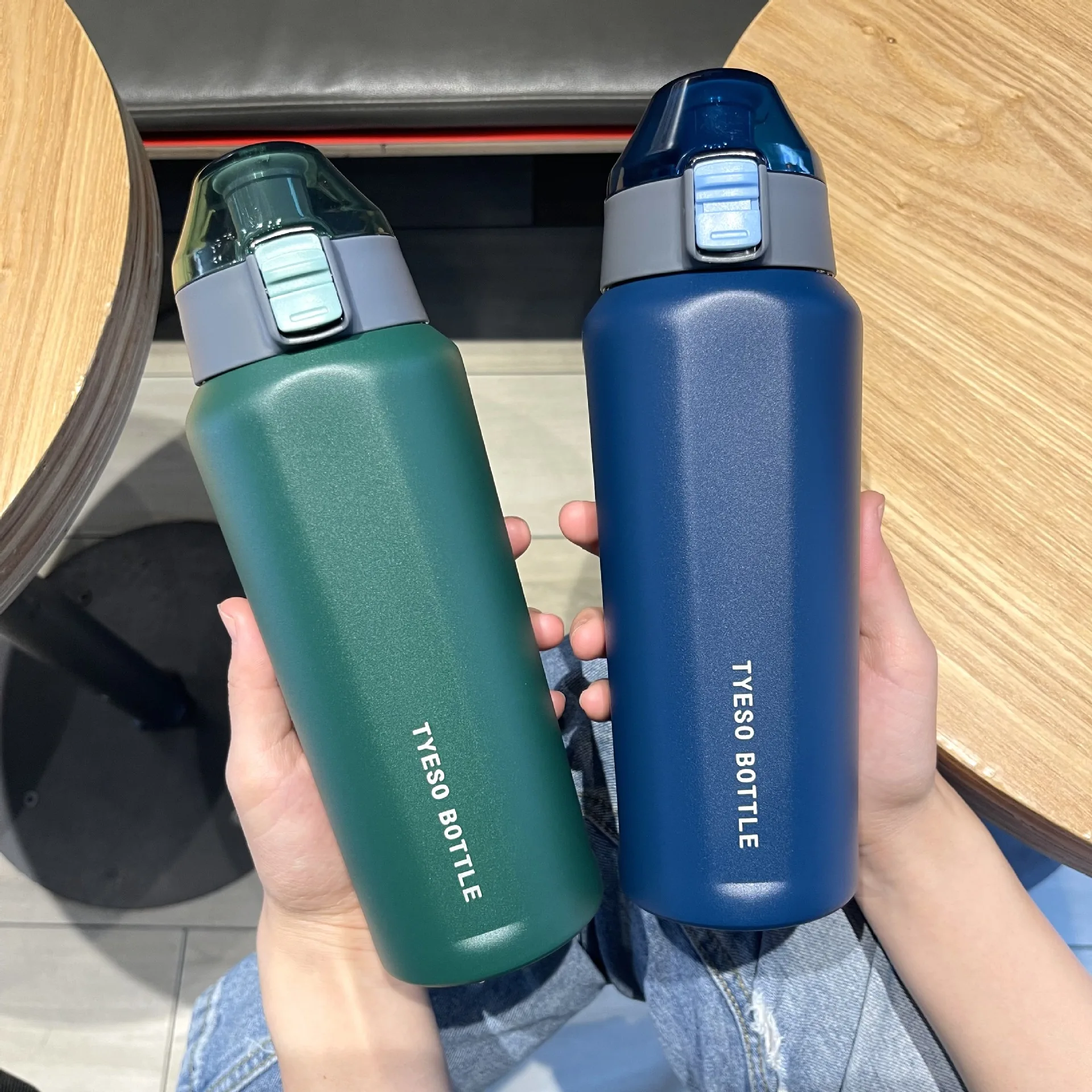 

600ML Portable Creative Personality Trend Water Cup Big Mouth Square Sports Pot Thermos Cup Car Thermos Cup