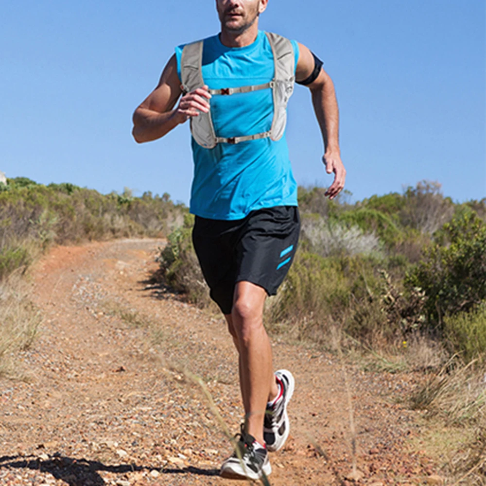 Ultra Lightweight Running Backpack 2.5L Hydration Vest Jogging Marathon Bag Men Women Bicycle Marathon Hiking Water Bottle Bag