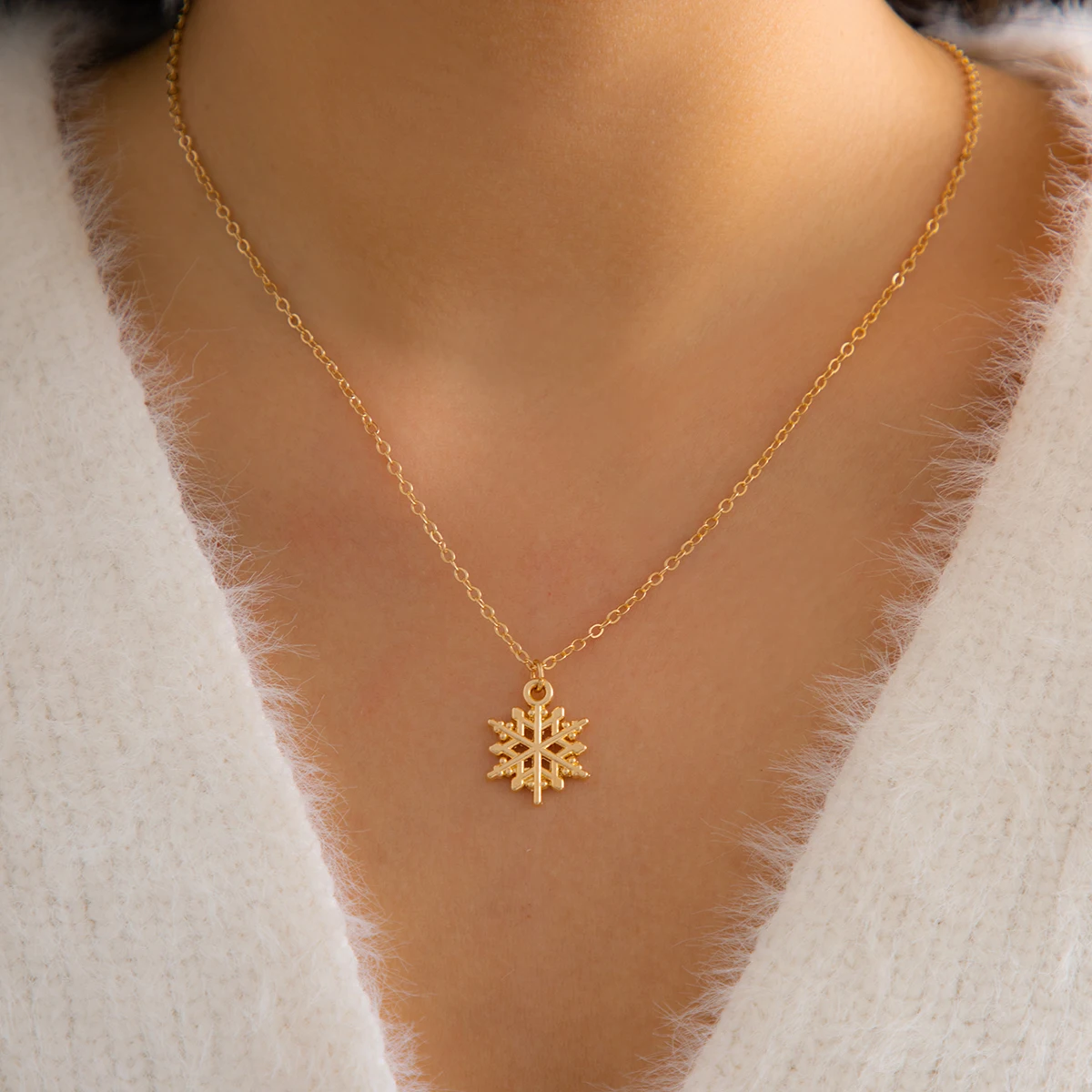 

IngeSight.Z Christmas Gold Color Hollow out Snowflake Pendant Necklace For Women Punk Metal LInk Chain Charm Choker Necklace