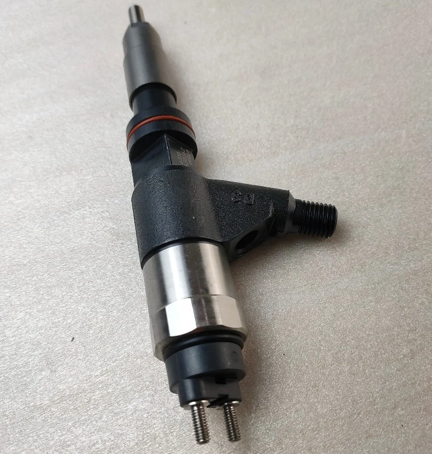 

095000-6310 095000-6311 RE530362 RE546784 RE531209 DZ100212 SE501925 common rail fuel injector for John D eere