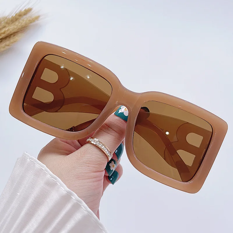 

Brand Fashion Square Sunglasses Woman Mirror Black Gradient Sun Glasses Female Big Frame Modern Retro Vintage Oculos De Sol