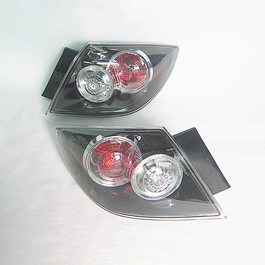 

Vouvou автомобильные аксессуары 1 комплект L и R части кузова внешняя задняя фара для Mazda 3 2003-2010 BK хэтчбек Спорт 216-1984L-UQ