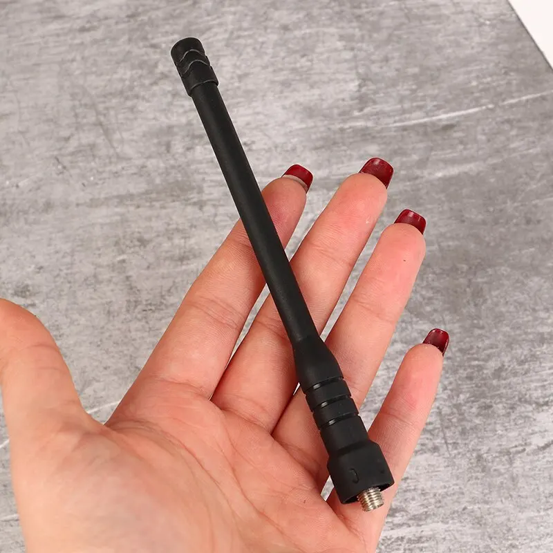 

Universal SMA Female Dual Wide Band Flexible Antenna Walkie Talkie Telescopic Rod High Gain Antenna For 888s