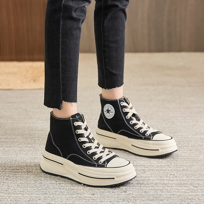 Canvas Shoes Women's Platform Shoes 2023 New Spring And Autumn Burst Model European Station Sports Shoes Leisure Board