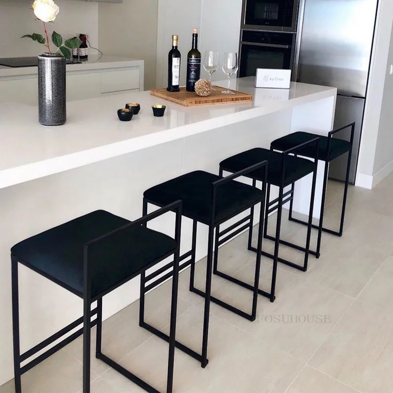 

High Dinning Counter Bar Stool Metal Velvet Nordic Design European Bar Chair Minimalist Black Legs Reinforce Chaise Furnitures