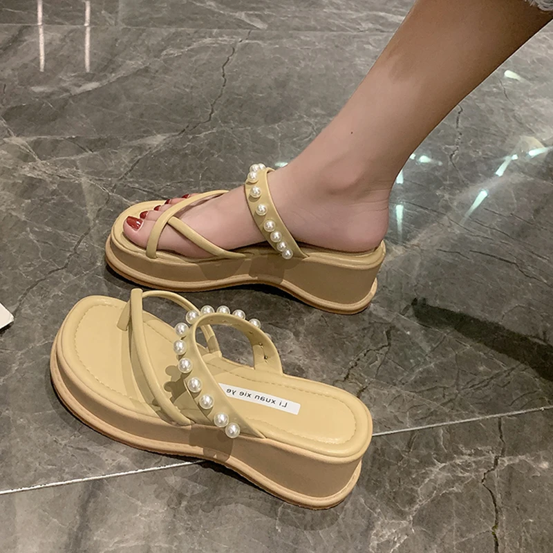 

Med Shoes Slippers Flat Luxury Slides Platform Increased Internal On A Wedge Slipers Women Rubber Flip Flops Designer Summer 202