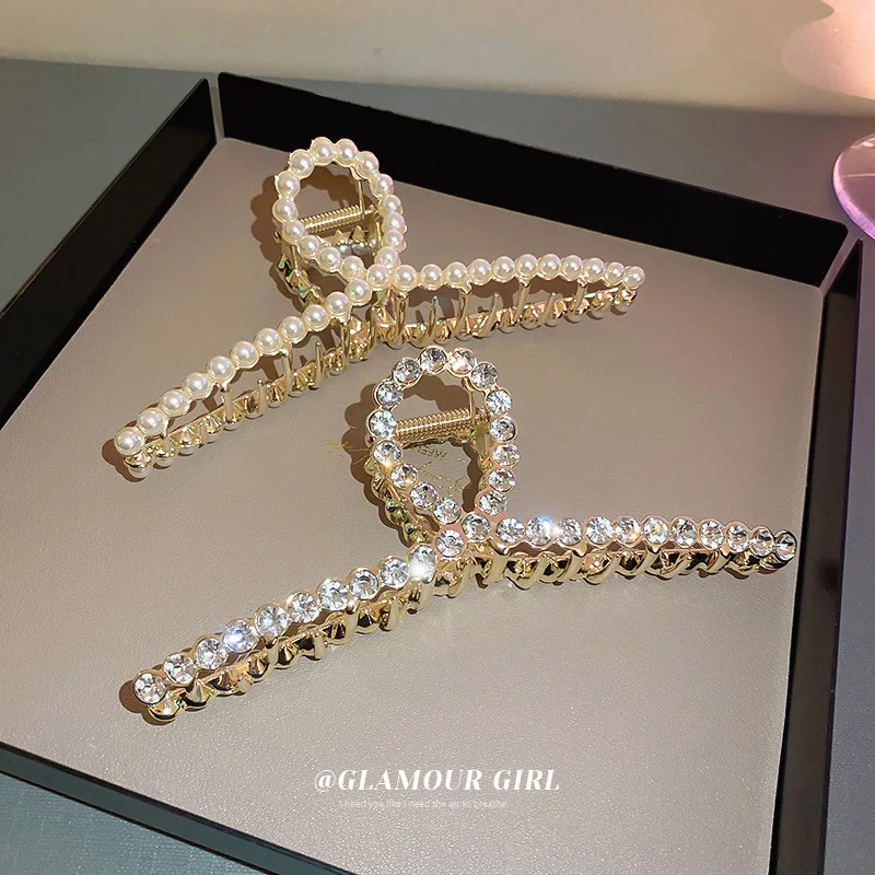 

South Korea's Simple Diamond Inlaid Pearl Cross Hair Clip, Curly Clip On The Back, High Quality, Versatile Accessories